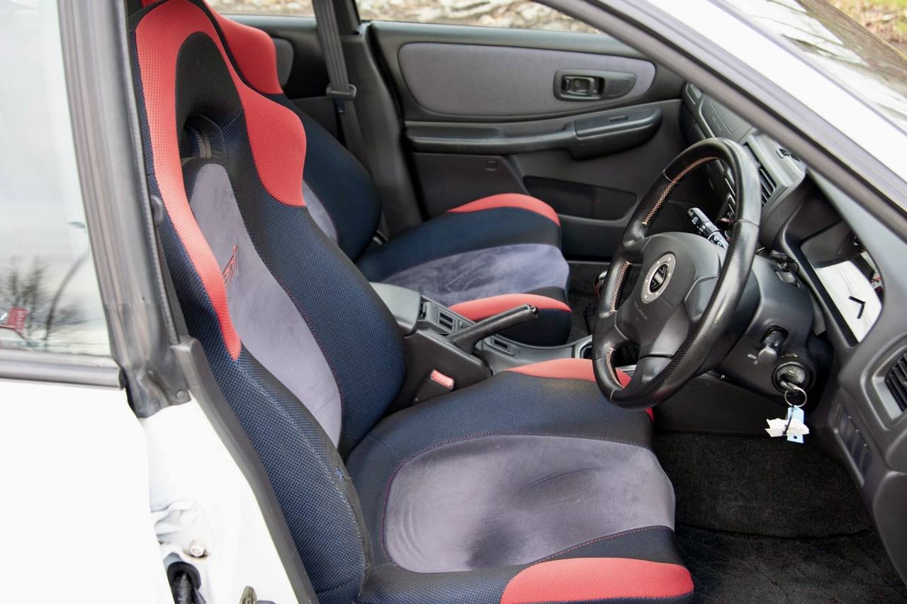 2000 Subaru Impreza WRX STI Version 6 4WD, PS, PW, PL, AC, 5MT