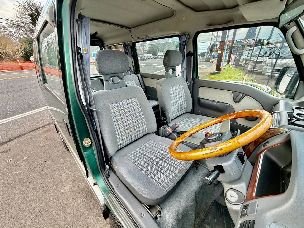 1997 Subaru Sambar EFI Dias Supercharged Glass Roof 4WD, PW, AC, 5MT