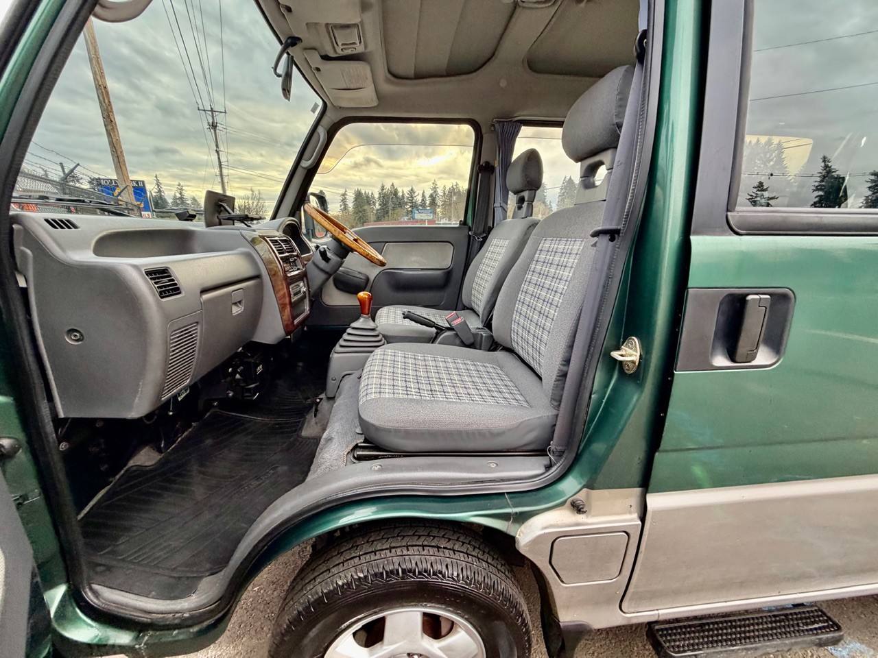 1997 Subaru Sambar EFI Dias Supercharged Glass Roof 4WD, PW, AC, 5MT