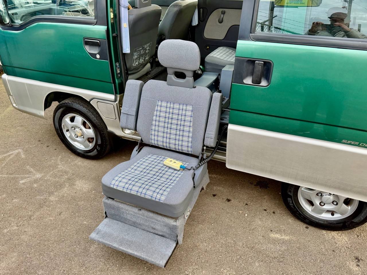 1997 Subaru Sambar EFI Dias Supercharged Glass Roof 4WD, PW, AC, 5MT