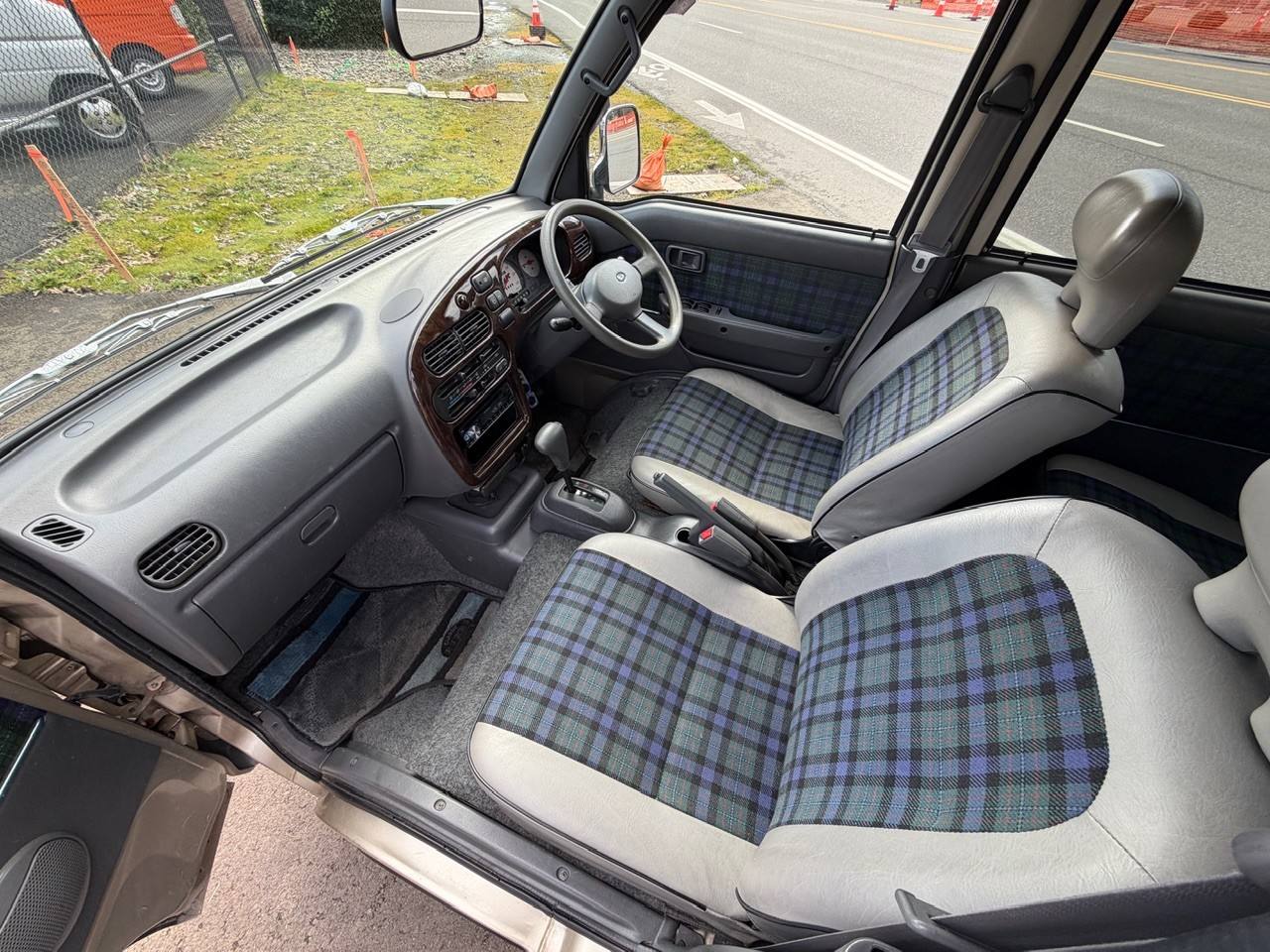 1997 Daihatsu Atrai EFI Classic 2WD, Twincam EFI, AC, PS, PW,PL, Auto