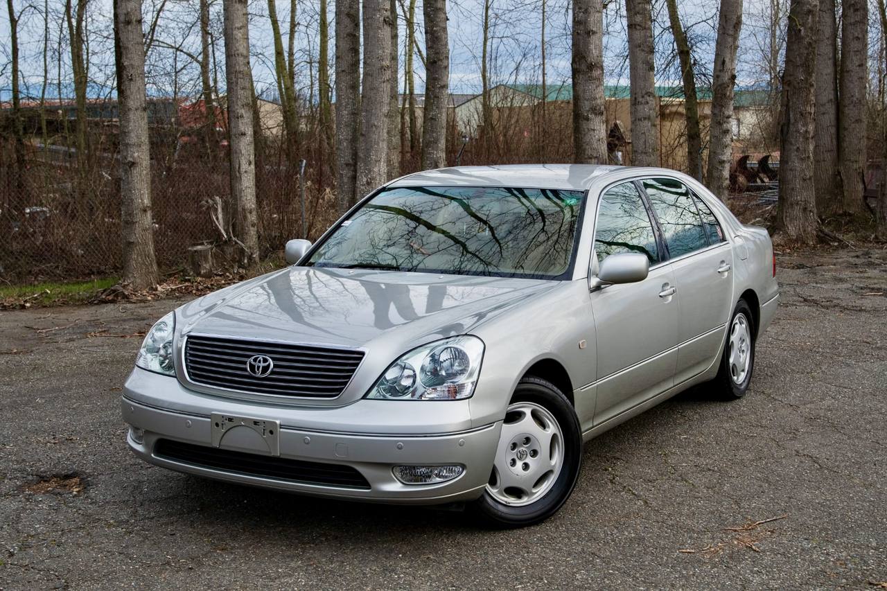 2001 Toyota Celsior Type C RWD, Fully Loaded, Auto, Like New!