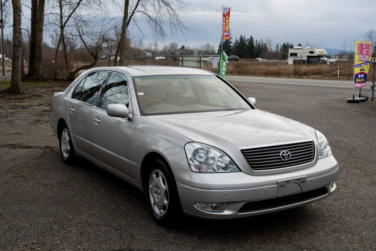 2001 Toyota Celsior Type C RWD, Fully Loaded, Auto, Like New!