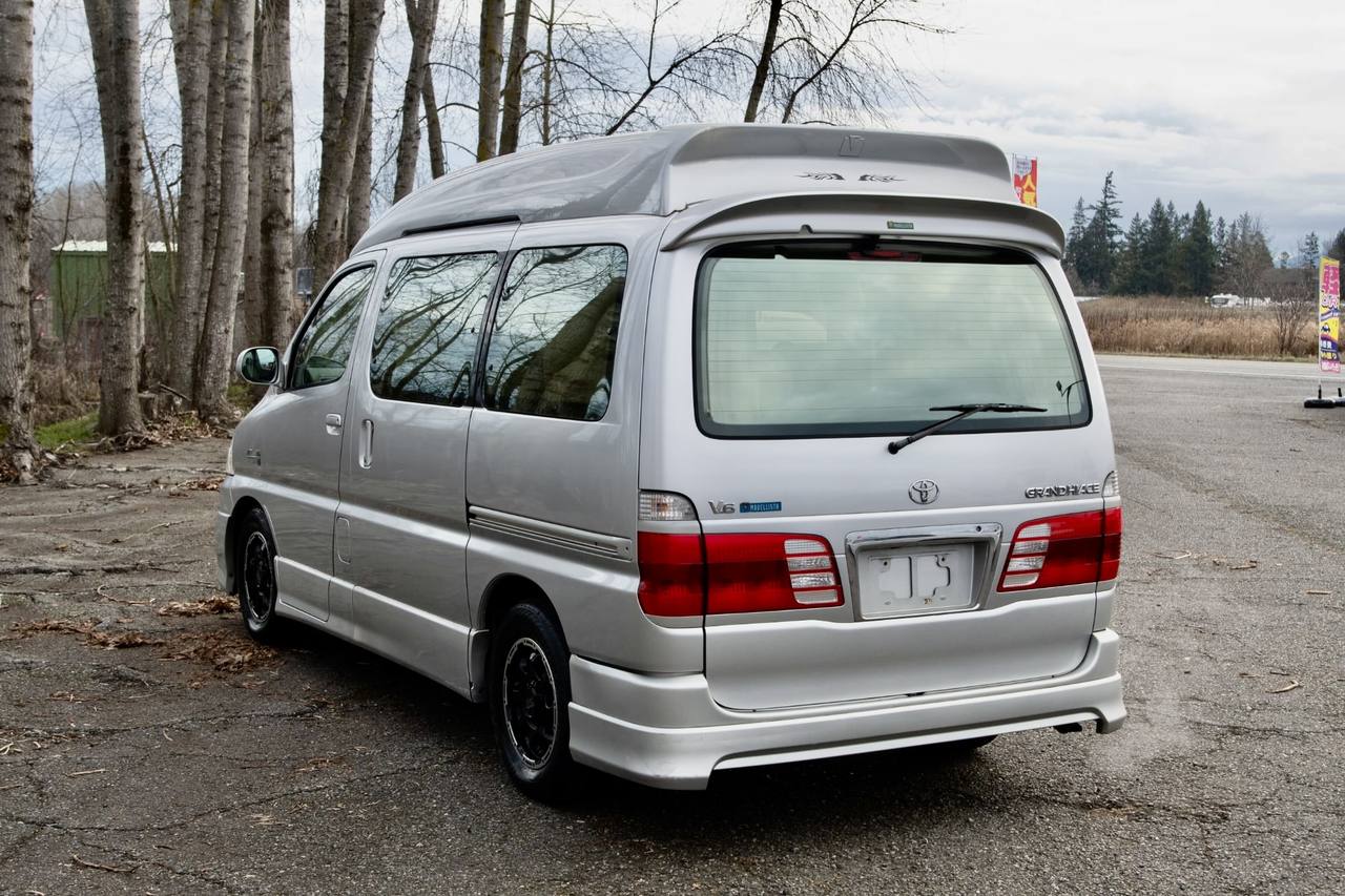 1999 Toyota Granvia Grand Hiace Modelista High Roof V6, Automatic