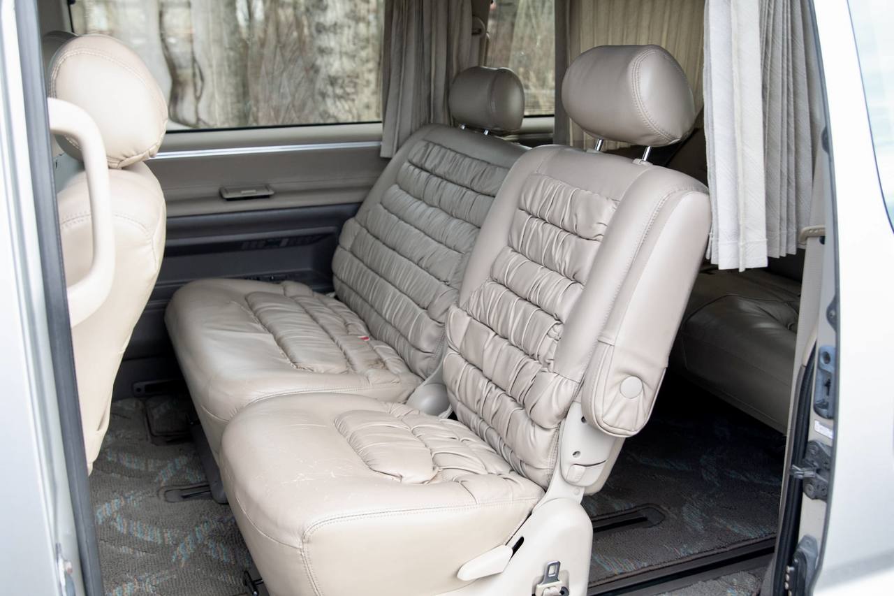 1999 Toyota Granvia Grand Hiace Modelista High Roof V6, Automatic