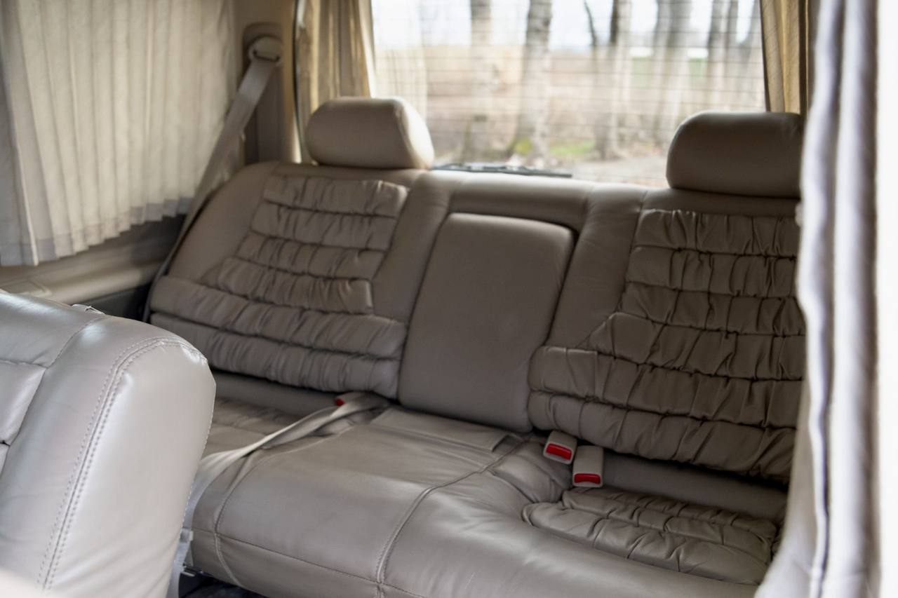 1999 Toyota Granvia Grand Hiace Modelista High Roof V6, Automatic