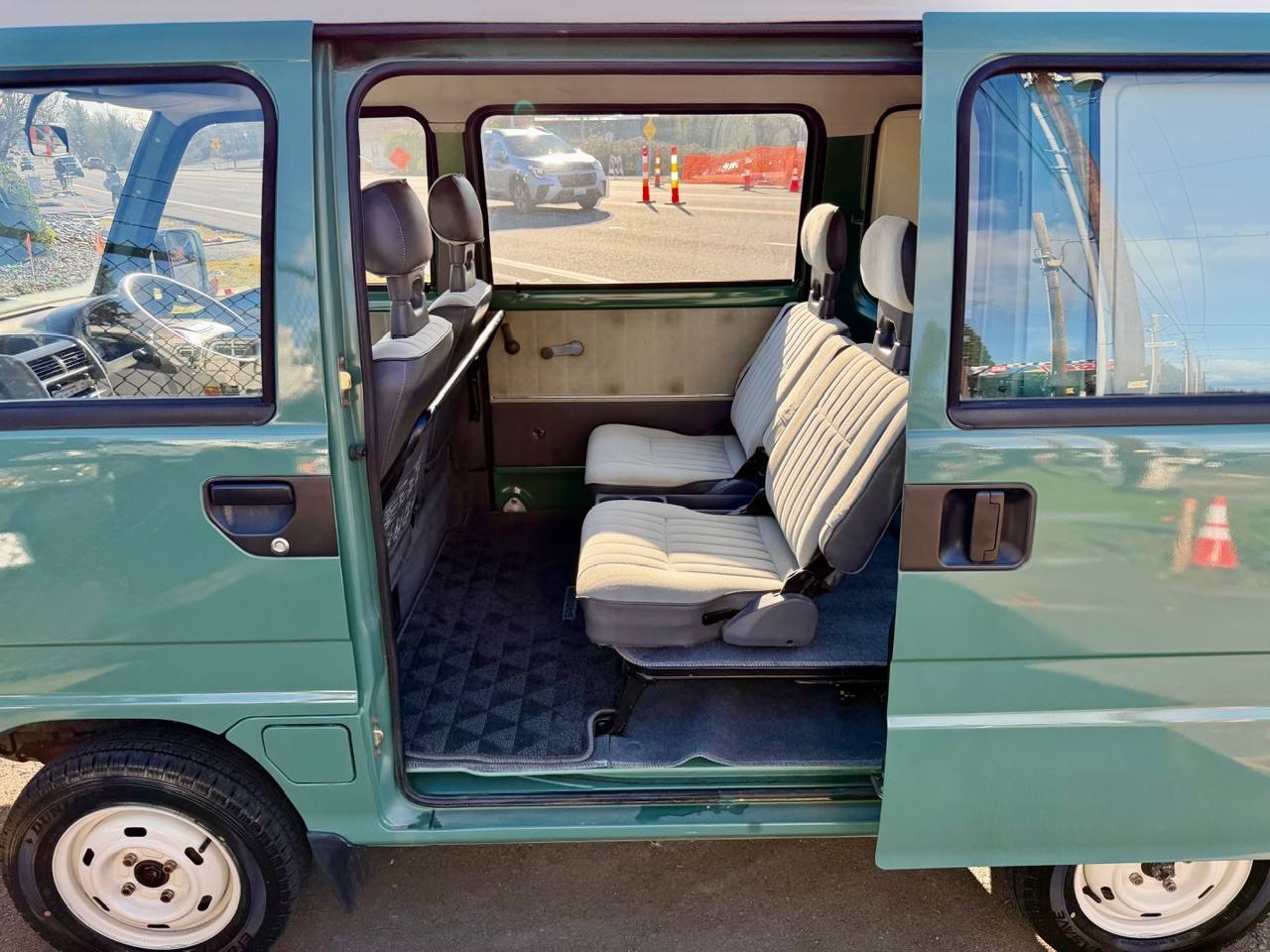 1993 Subaru Sambar Dias Classic  4WD, 2Hi-4Hi, 5MT