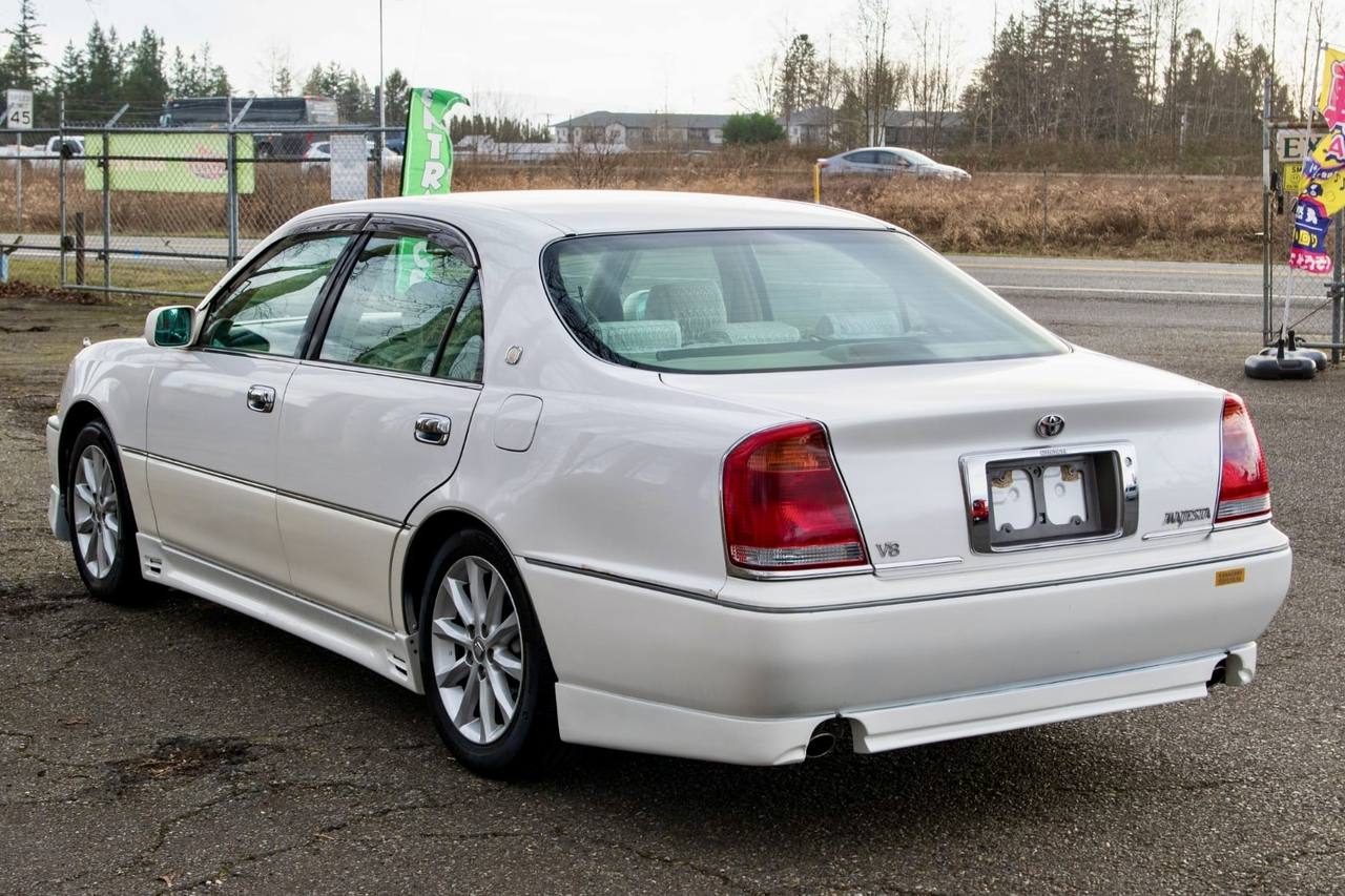2001 Toyota Crown Majesta V8 RWD, PS, PW, AC, Aero Kit, Automatic