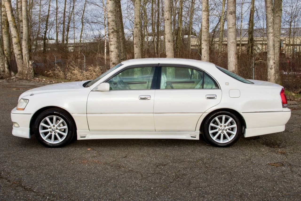 2001 Toyota Crown Majesta V8 RWD, PS, PW, AC, Aero Kit, Automatic