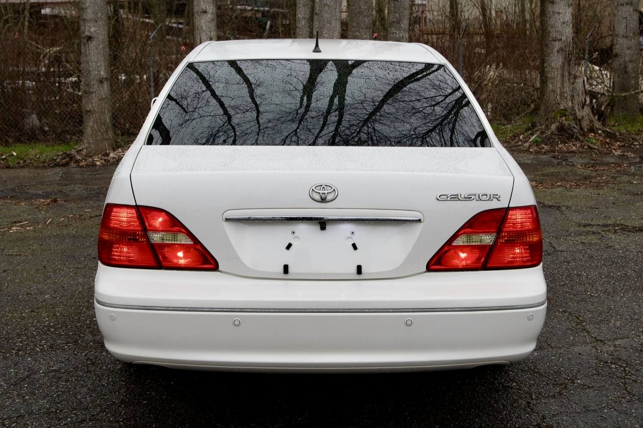 2001 Toyota Celsior Type C RWD, Leather, PS, PW, AC, Automatic