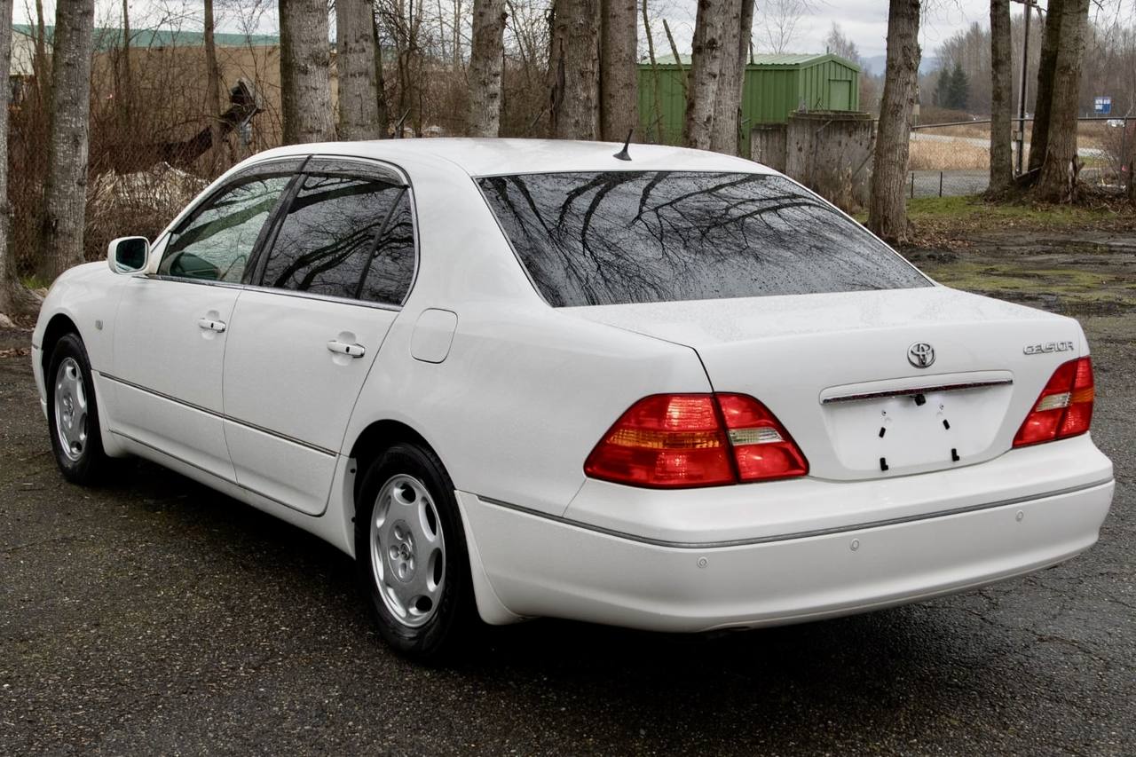 2001 Toyota Celsior Type C RWD, Leather, PS, PW, AC, Automatic