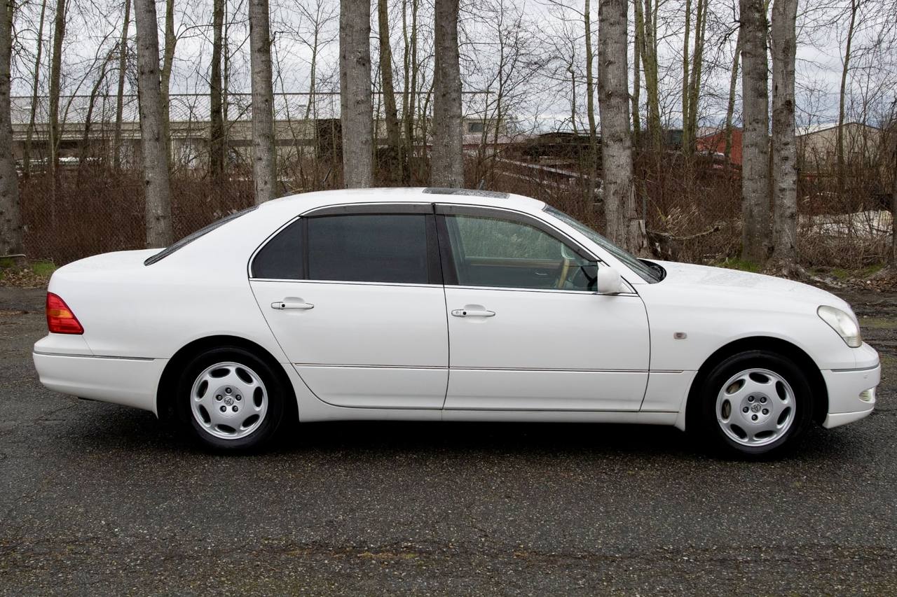 2001 Toyota Celsior Type C RWD, Leather, PS, PW, AC, Automatic