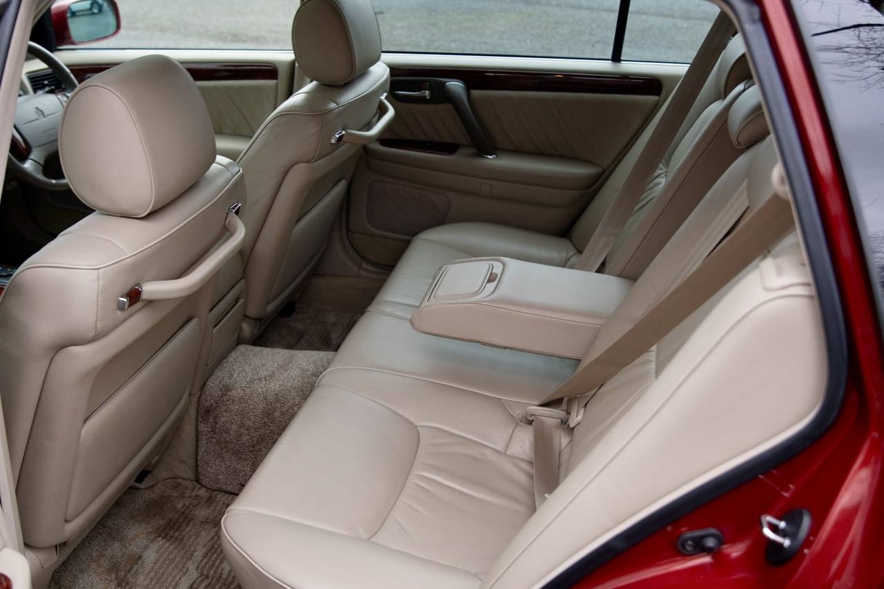 2000 Toyota Crown Estate Athlete G 2JZ, RWD, Leather (1/143)
