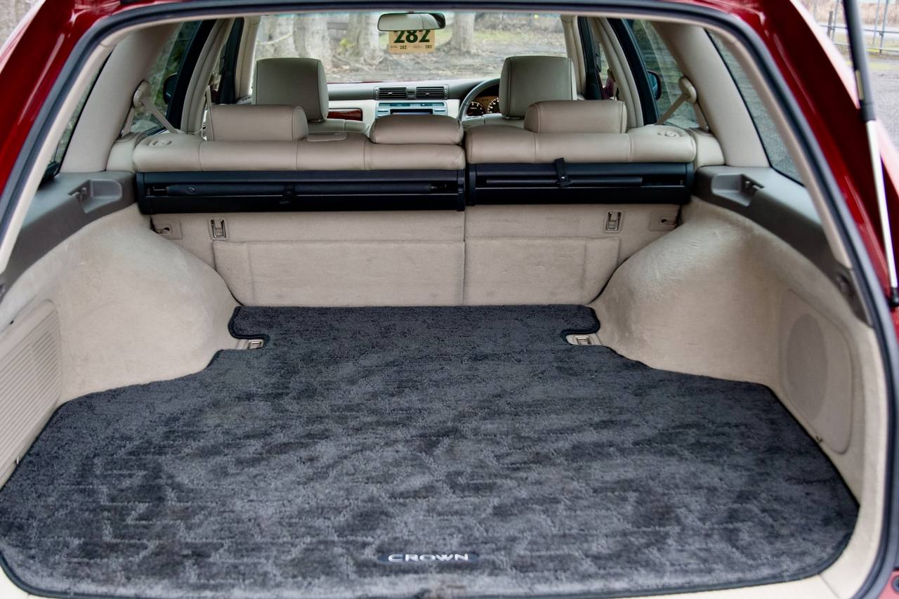 2000 Toyota Crown Estate Athlete G 2JZ, RWD, Leather (1/143)
