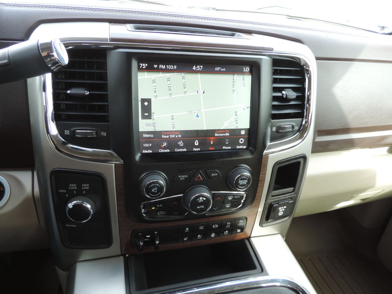 2016 RAM 2500 Crew Cab Laramie 4WD