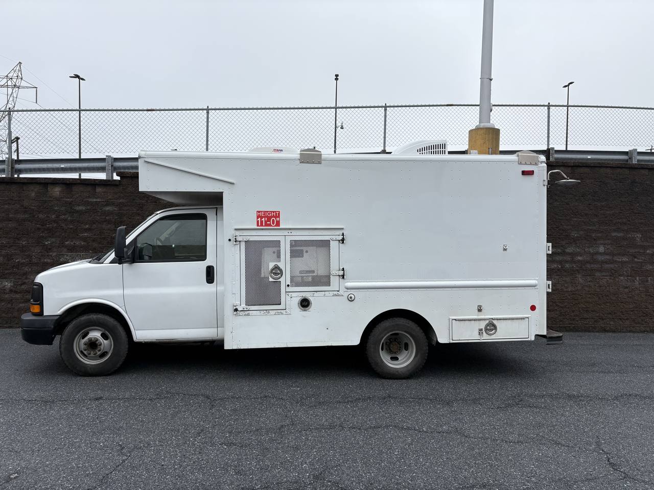 2009 Chevrolet Express LT 3500