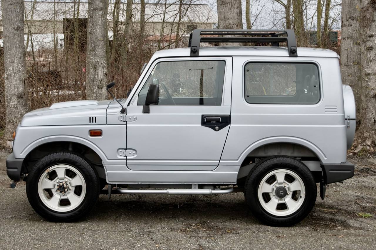 1996 Suzuki Jimny Wild Wind 4WD, 2Hi,4Hi,4Lo, Automatic, Like New!