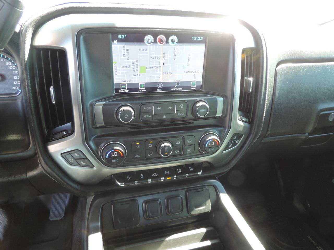 2015 Chevrolet Silverado 1500 Crew Cab LTZ 4WD