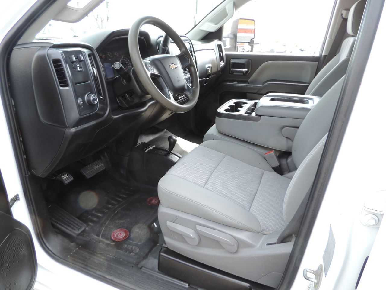 2019 Chevrolet Silverado 3500HD Crew Cab W/T Flatbed DRW 4WD