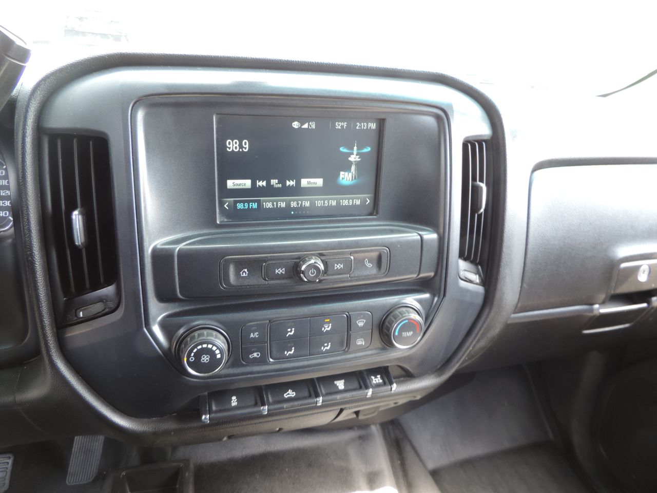 2019 Chevrolet Silverado 3500HD Crew Cab W/T Flatbed DRW 4WD