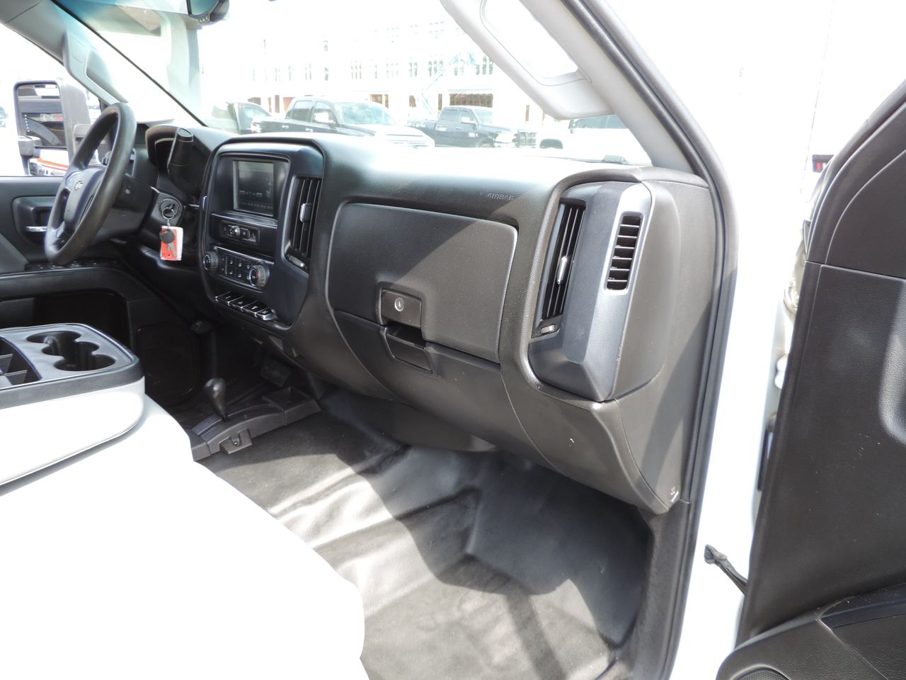 2019 Chevrolet Silverado 3500HD Crew Cab W/T Flatbed DRW 4WD