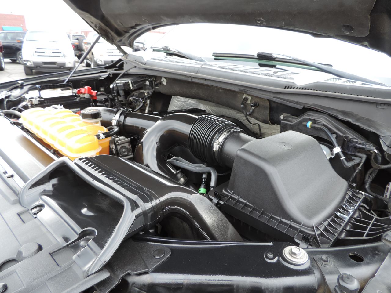 2015 Ford F-150 SuperCrew Platinum 4WD
