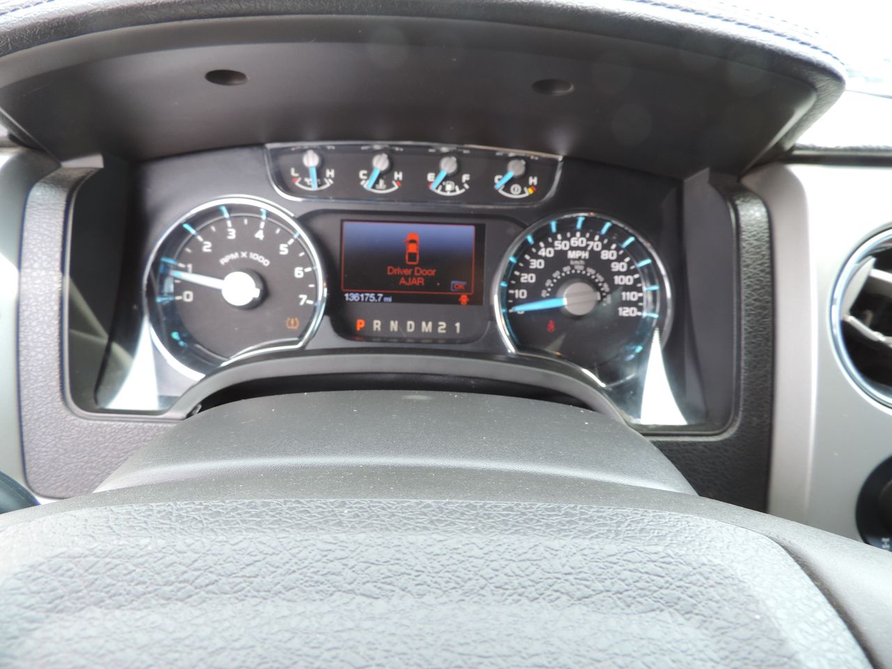 2013 Ford F-150 SuperCrew Lariat 4WD