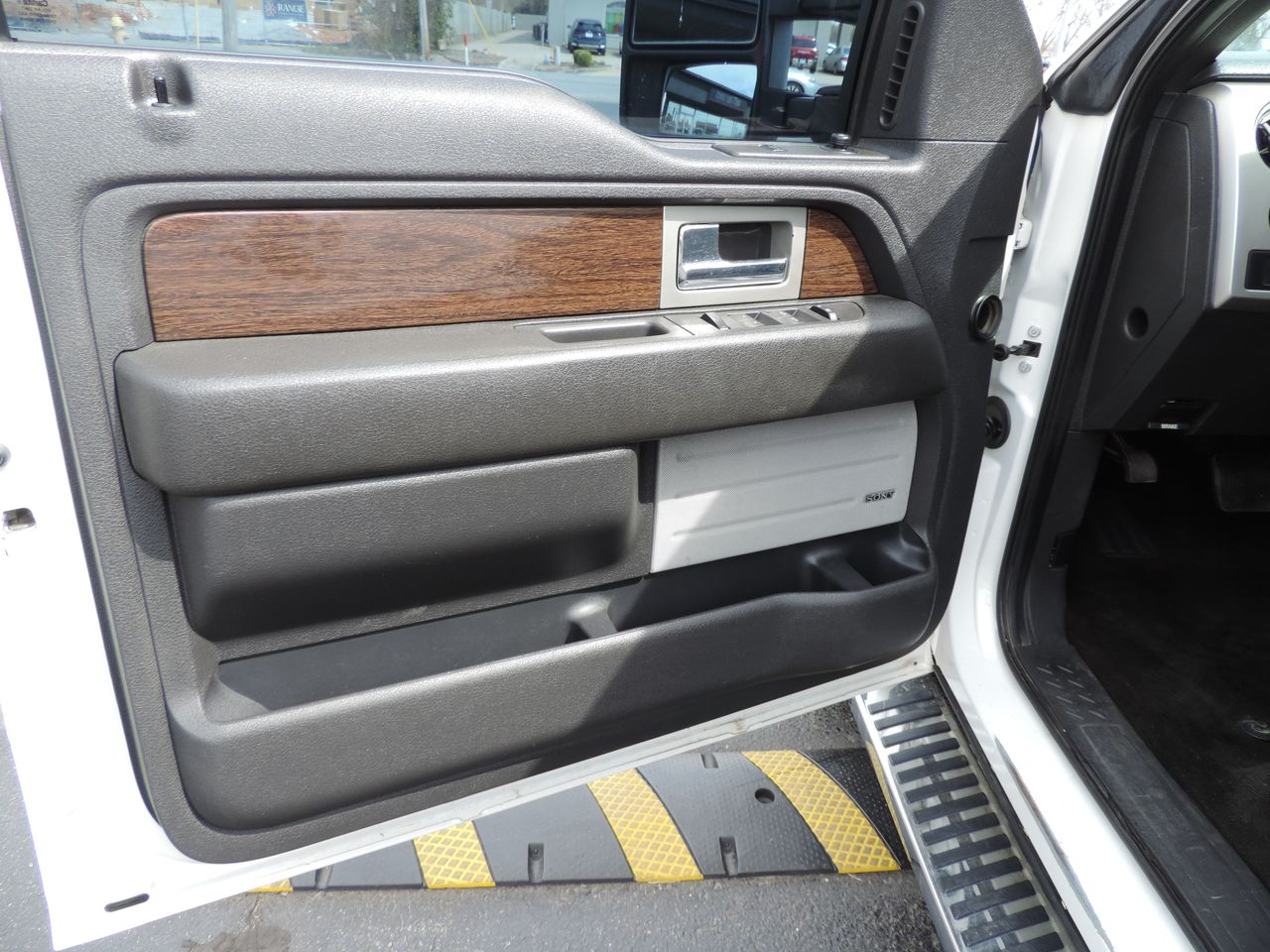 2013 Ford F-150 SuperCrew Lariat 4WD