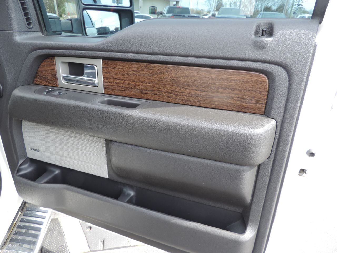 2013 Ford F-150 SuperCrew Lariat 4WD
