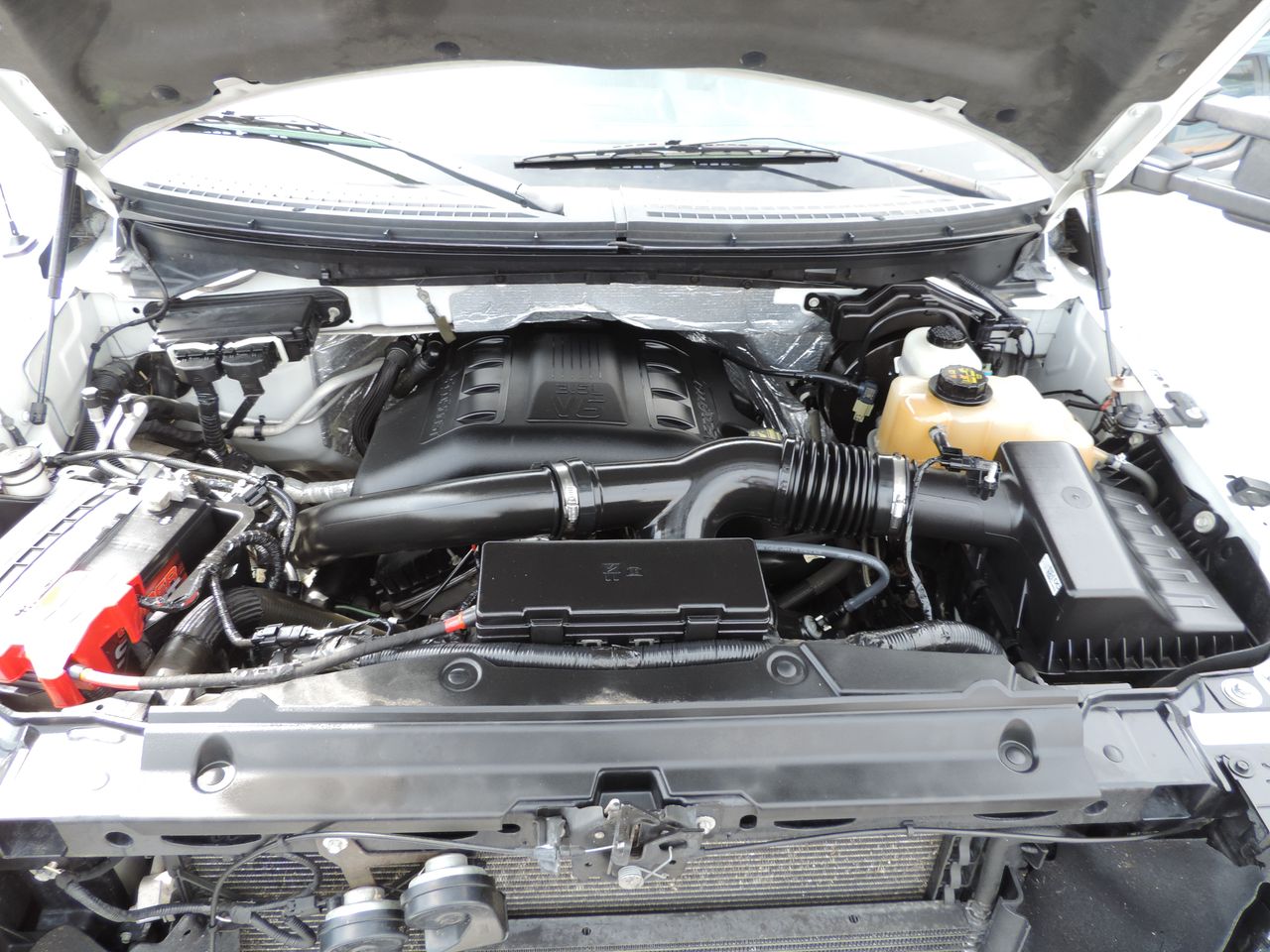 2013 Ford F-150 SuperCrew Lariat 4WD