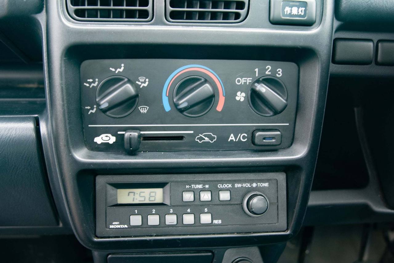 2001 Honda Acty EFI 4WD, Mid-Engine, Airbag, PS, AC, 5MT