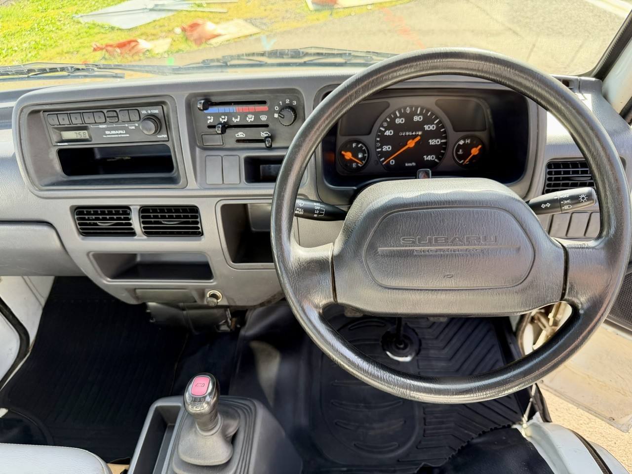 2000 Subaru Sambar EFI 4WD, 2Hi-4Hi-EL Gear, PS, AC, 5MT