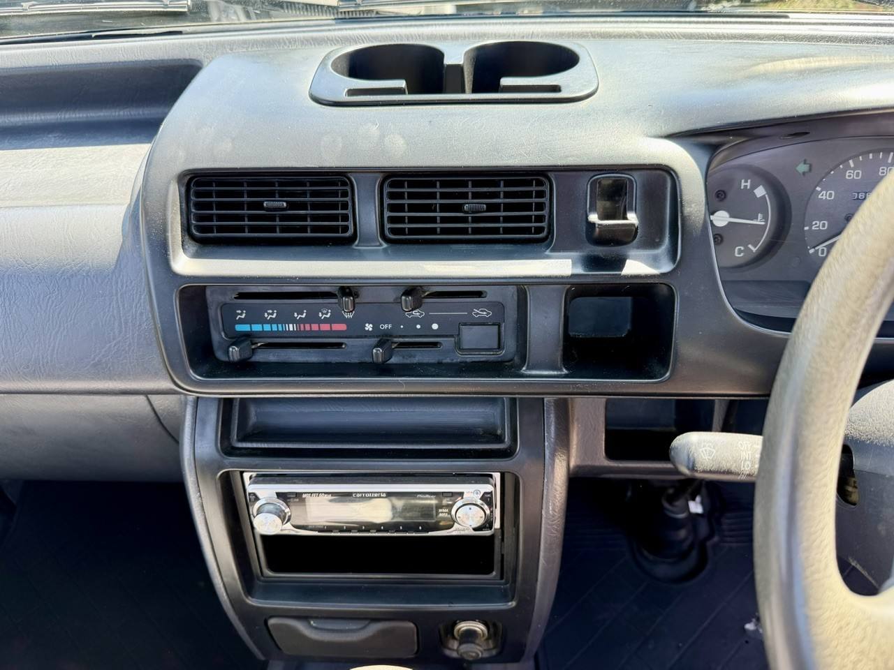 2000 Daihatsu Hi-Jet EFI DLI Twincam 12V 2WD, Automatic