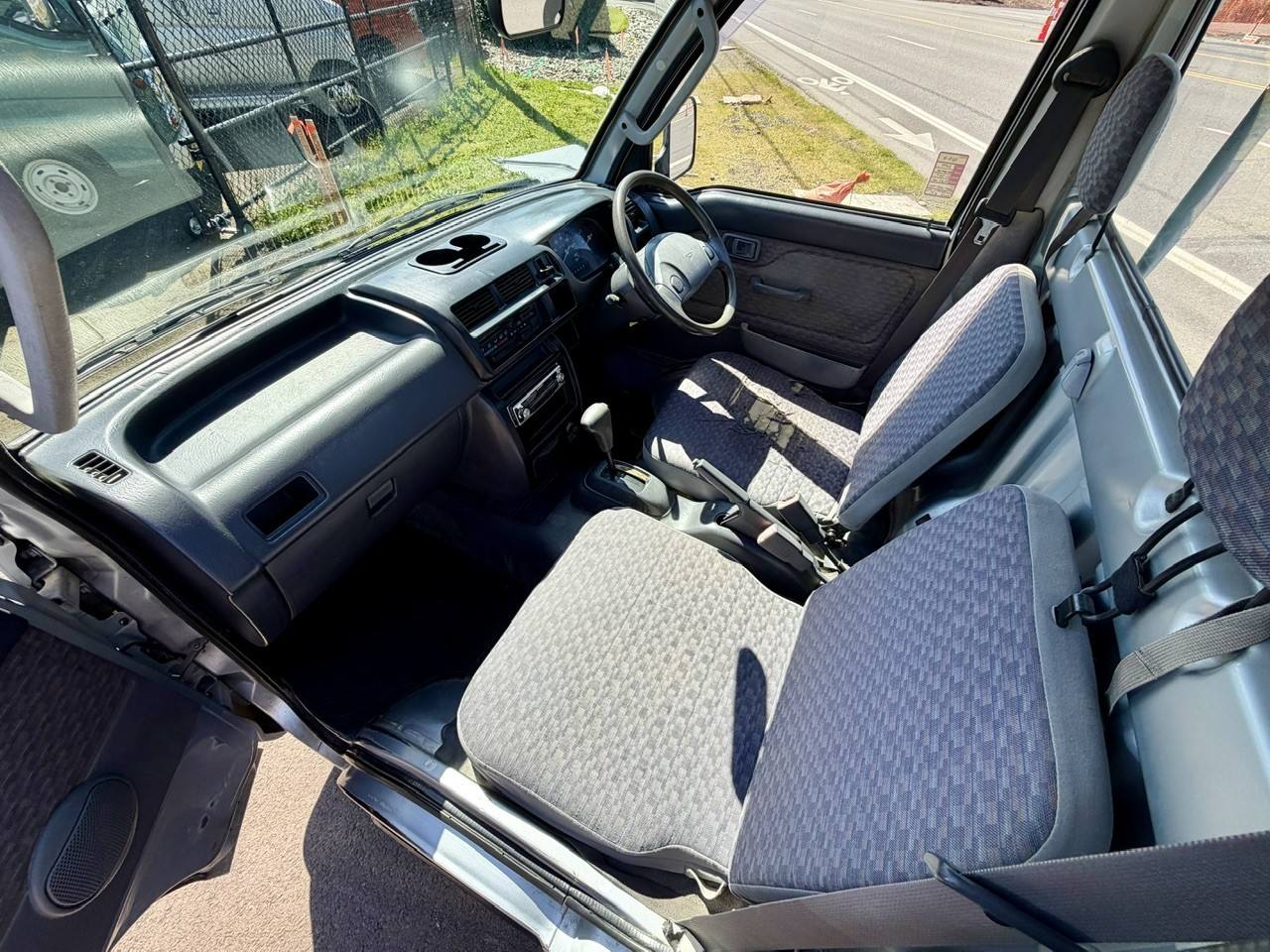 2000 Daihatsu Hi-Jet EFI DLI Twincam 12V 2WD, Automatic