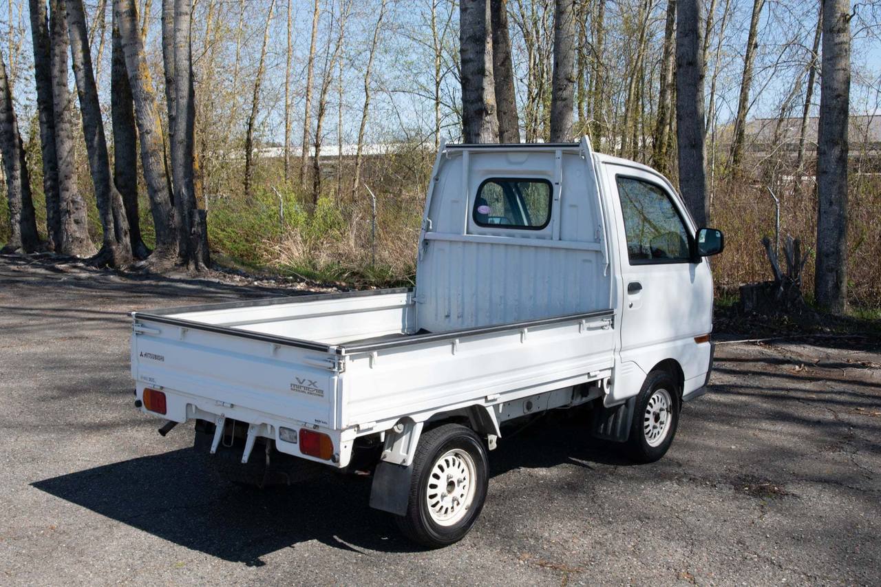 1998 Mitsubishi Minicab V30 Special Edition 4WD, 2Hi-4Hi-4Lo, PS, 5MT