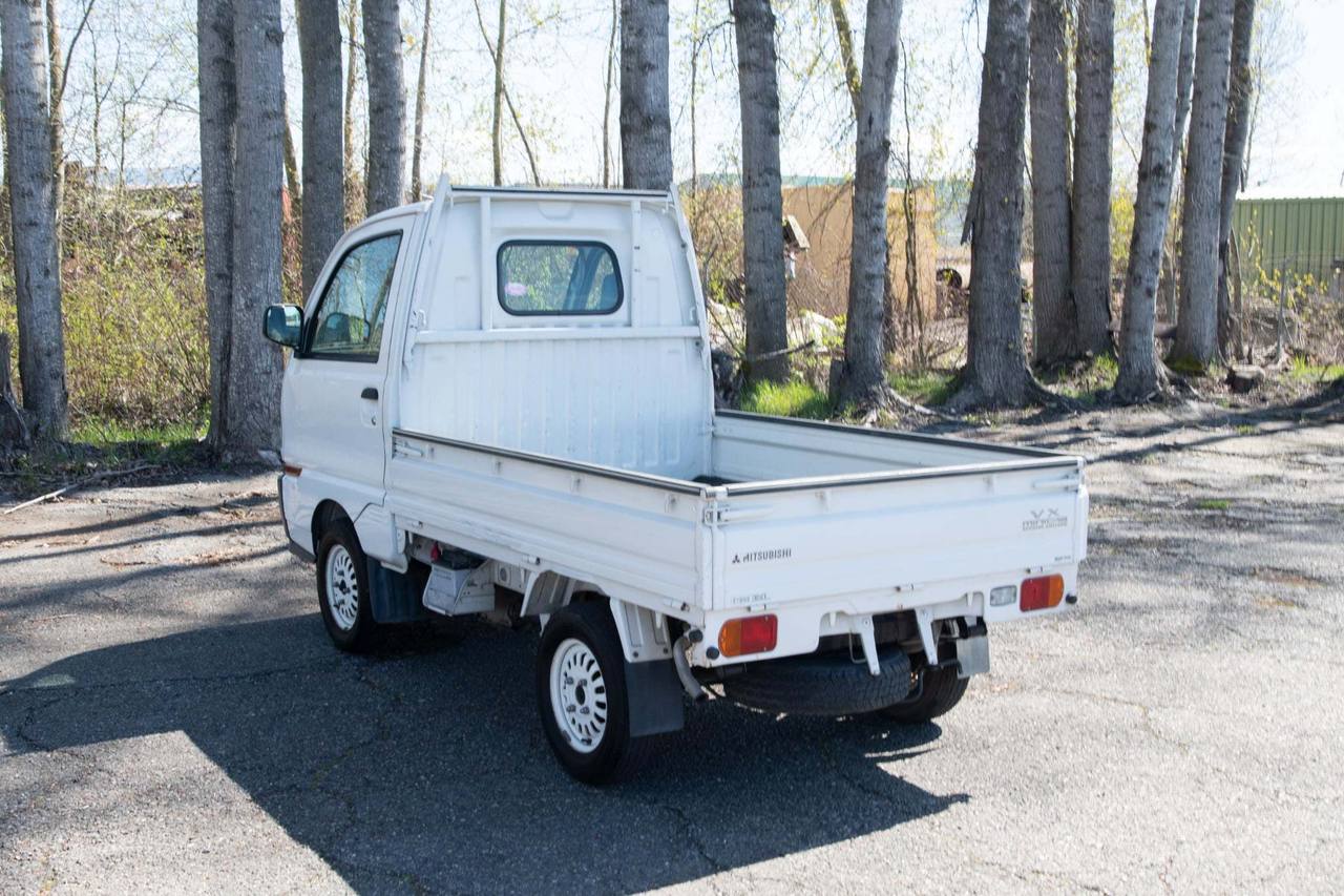 1998 Mitsubishi Minicab V30 Special Edition 4WD, 2Hi-4Hi-4Lo, PS, 5MT