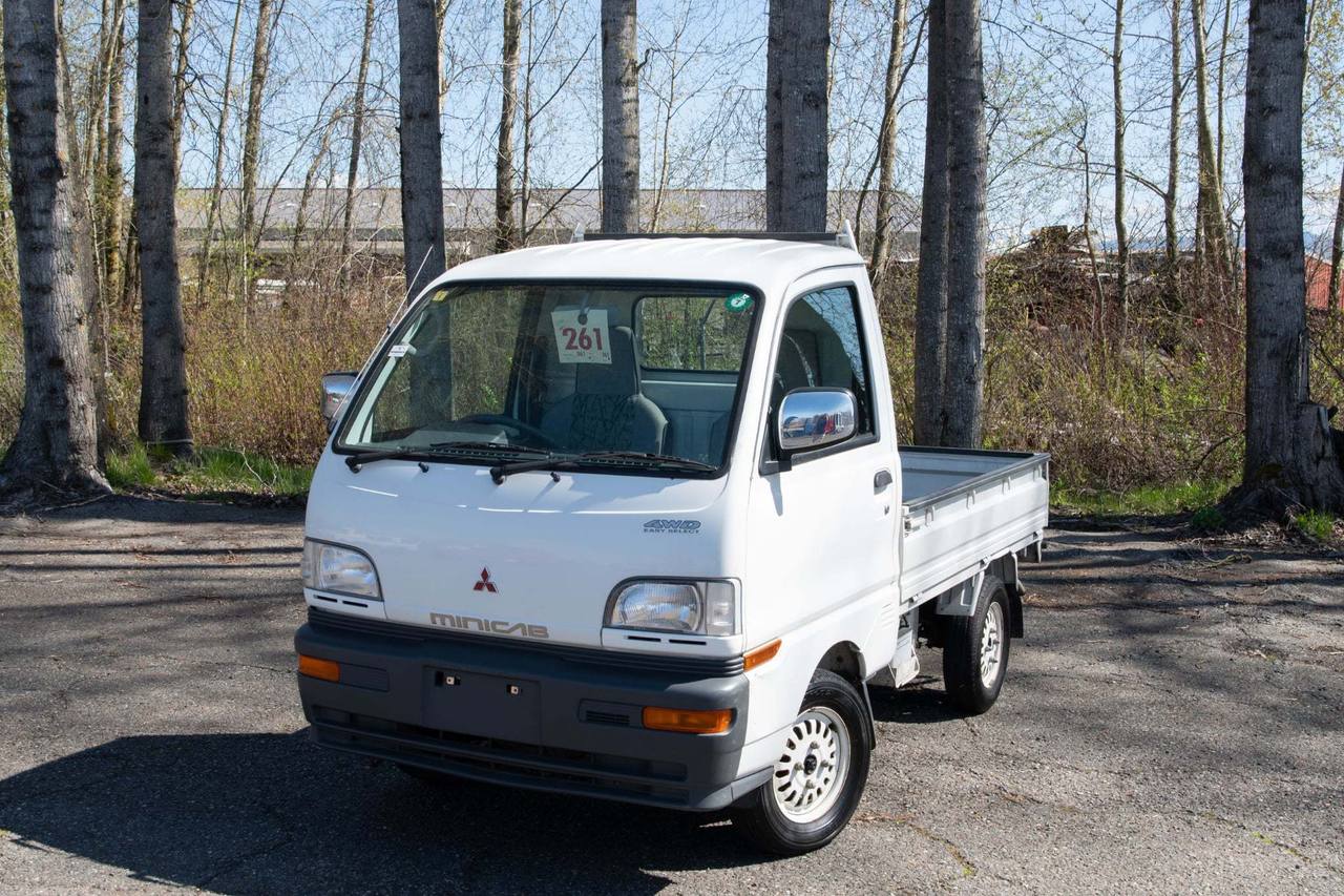 1998 Mitsubishi Minicab V30 Special Edition 4WD, 2Hi-4Hi-4Lo, PS, 5MT