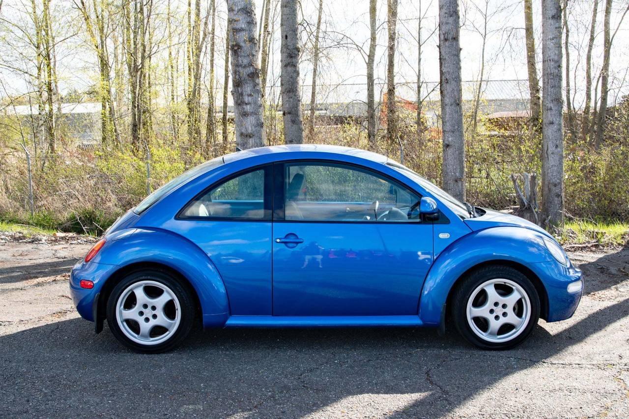 2001 Volkswagen New Beetle FWD, PW, PL, PS, AC, Automatic