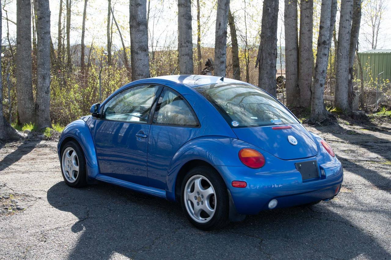 2001 Volkswagen New Beetle FWD, PW, PL, PS, AC, Automatic