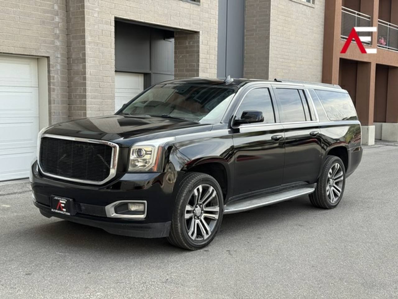 2015 GMC Yukon XL SLE 1/2 Ton 4WD