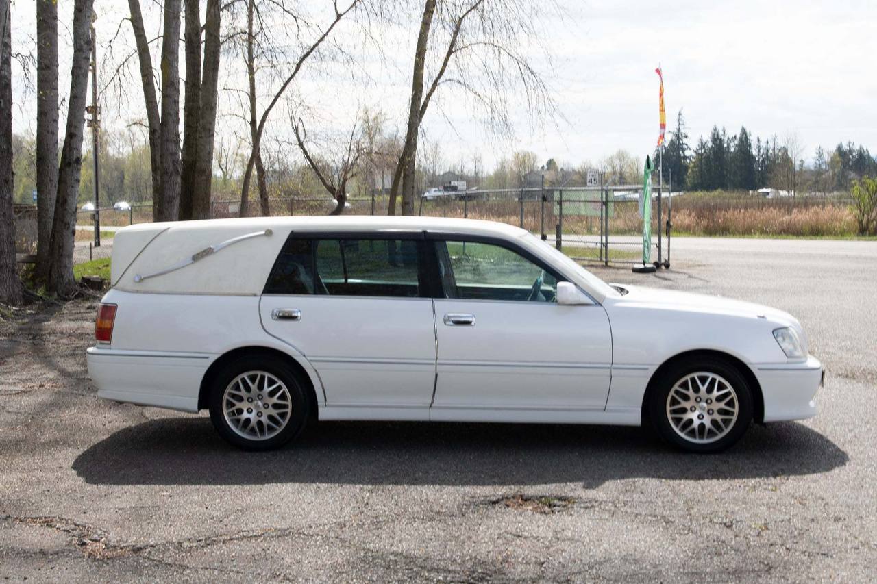 2000 Toyota Crown Estate Athlete V Hearse RWD, Turbo, Automatic