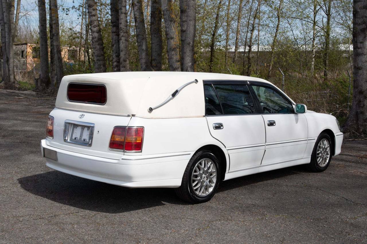 2000 Toyota Crown Estate Athlete V Hearse RWD, Turbo, Automatic