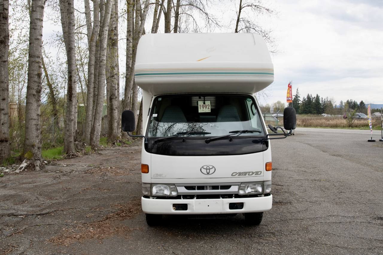 2000 Toyota Camroad Champ Camper 4WD, Fully Loaded, Auto