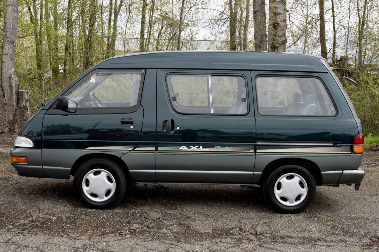 1996 Toyota LiteAce AXL Limited HighRoof 4WD, Turbo Diesel, Automatic