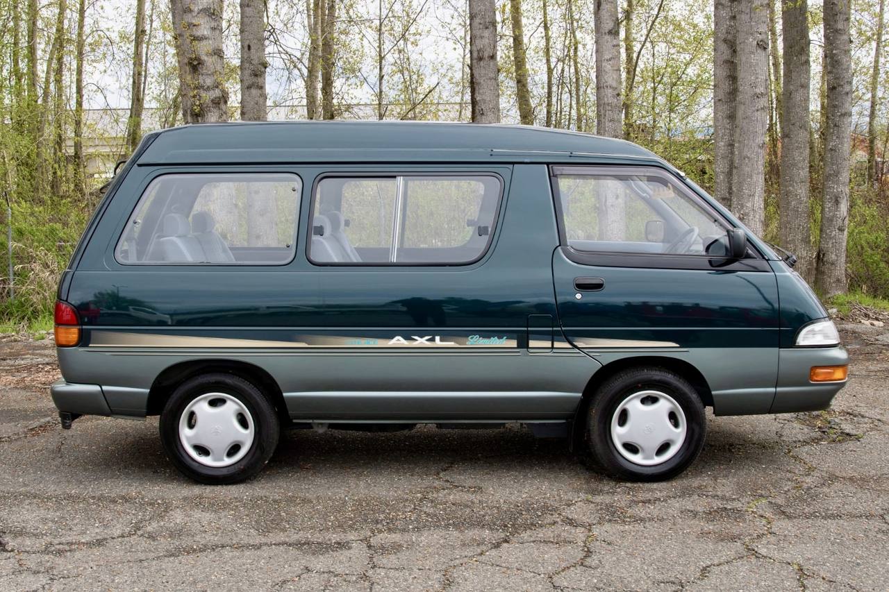 1996 Toyota LiteAce AXL Limited HighRoof 4WD, Turbo Diesel, Automatic