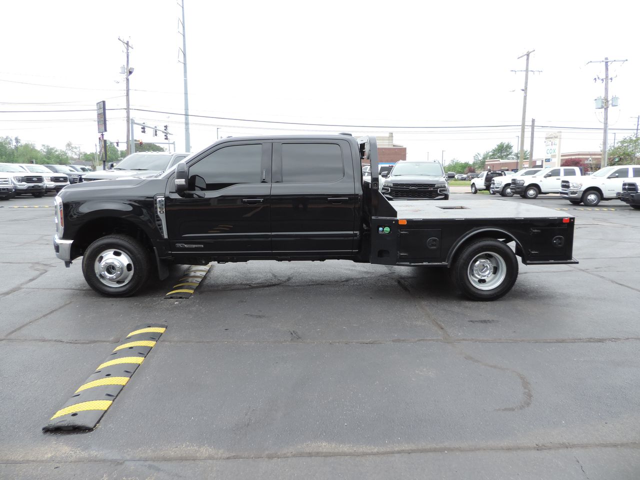 2024 Ford F-350 SD Crew Cab Lariat Flatbed DRW 4WD 