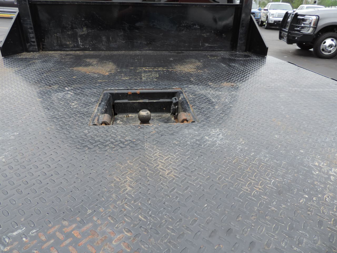 2024 Ford F-350 SD Crew Cab Lariat Flatbed DRW 4WD 