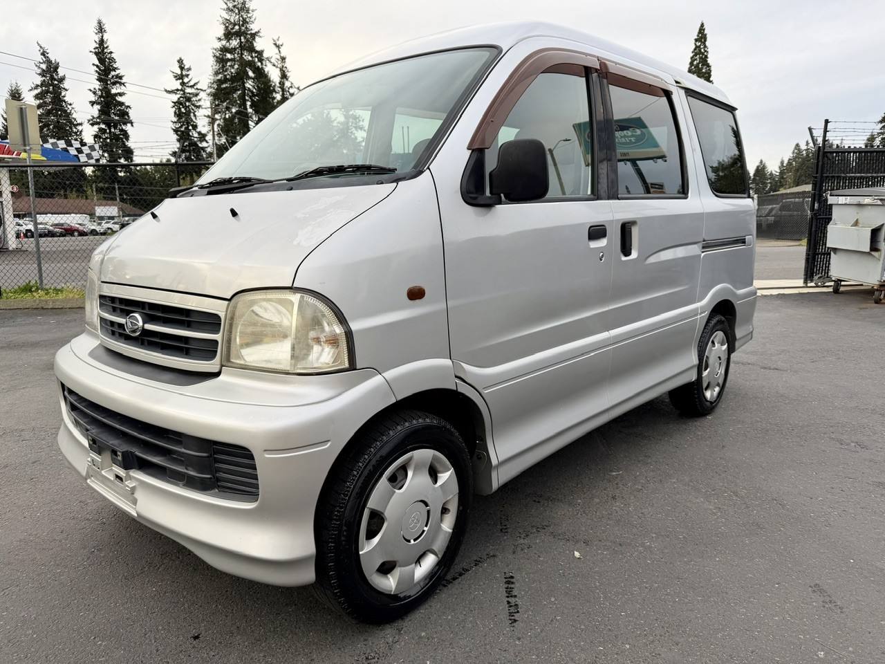 2001 Daihatsu Atrai 7 EFI 1.3L 4WD, PW, PL, PS, AC, 7 Passenger, 5MT