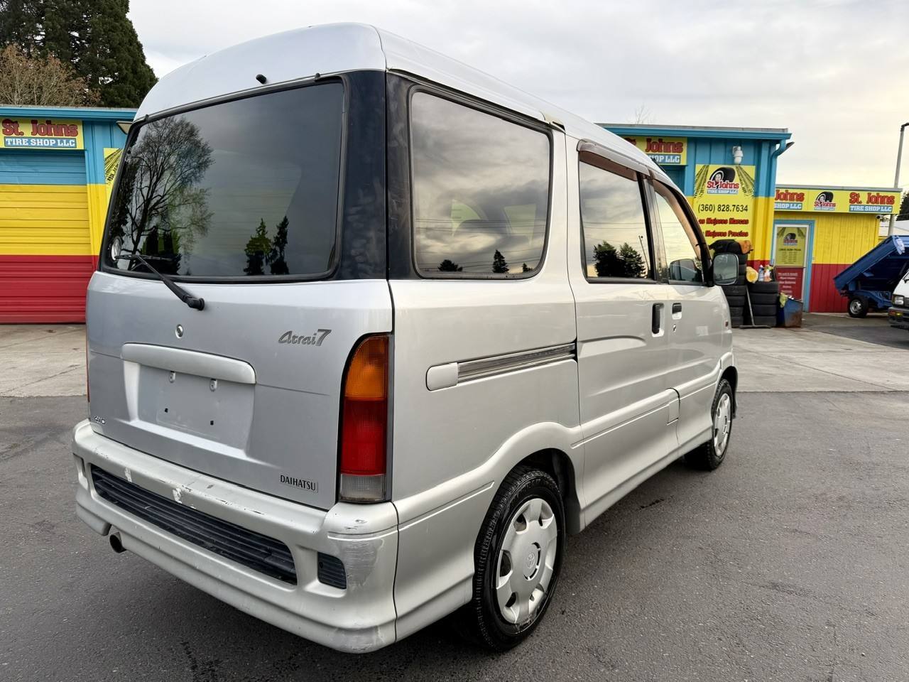 2001 Daihatsu Atrai 7 EFI 1.3L 4WD, PW, PL, PS, AC, 7 Passenger, 5MT