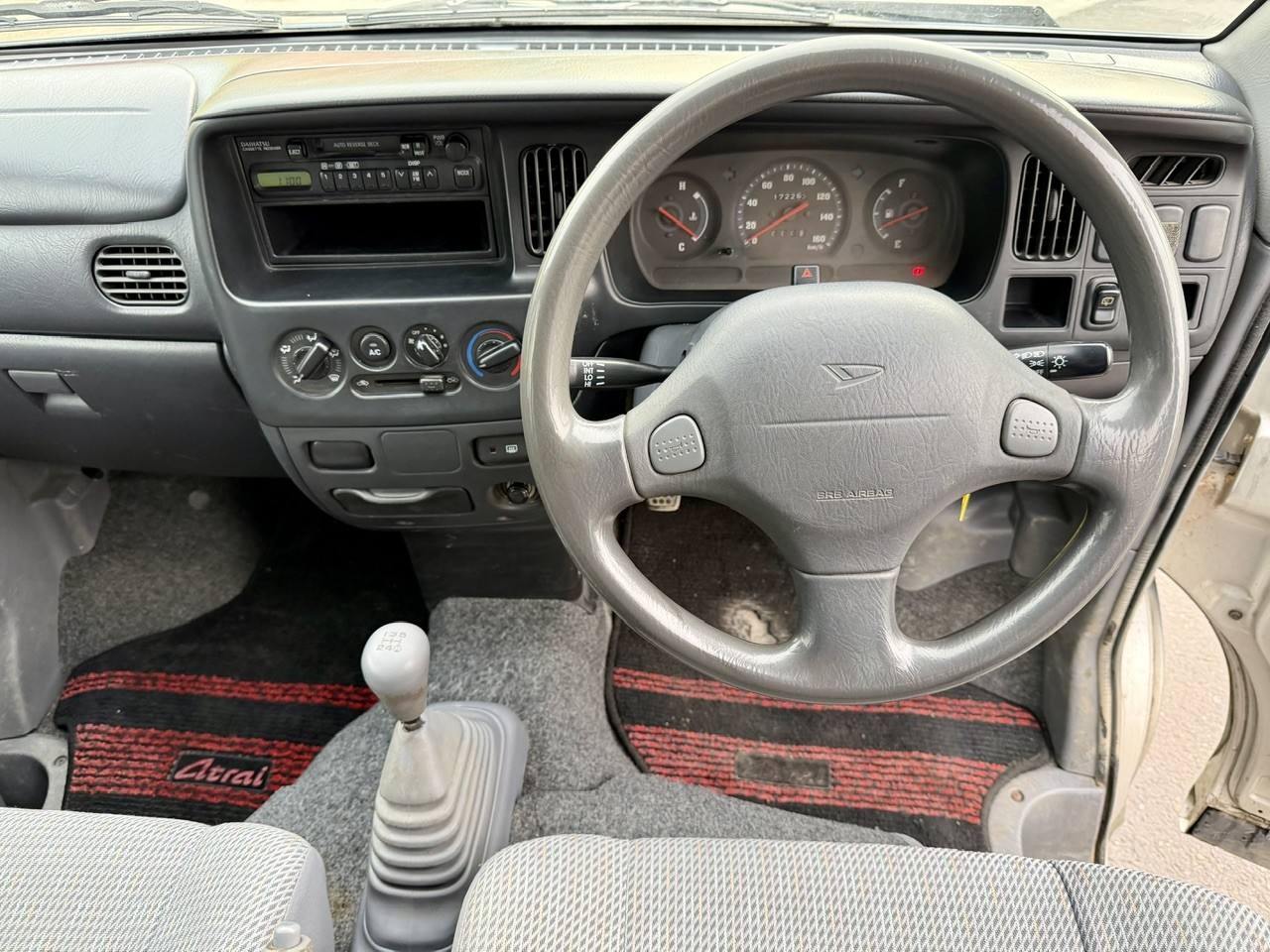 2001 Daihatsu Atrai 7 EFI 1.3L 4WD, PW, PL, PS, AC, 7 Passenger, 5MT